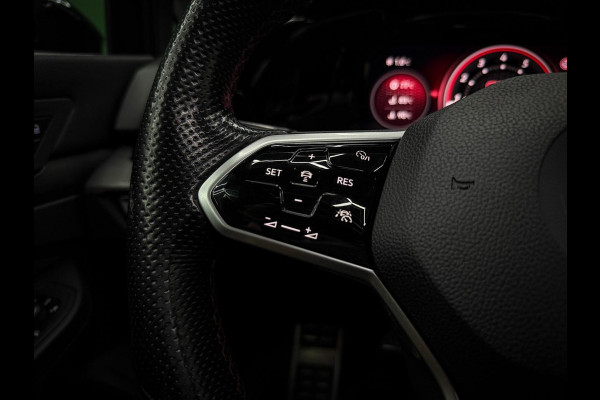 Volkswagen Golf 2.0 TSI GTI Clubsport 301PK IQ| Pano | Sfeer