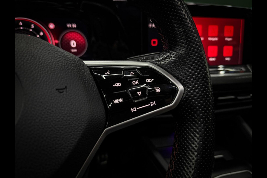 Volkswagen Golf 2.0 TSI GTI Clubsport 301PK IQ| Pano | Sfeer
