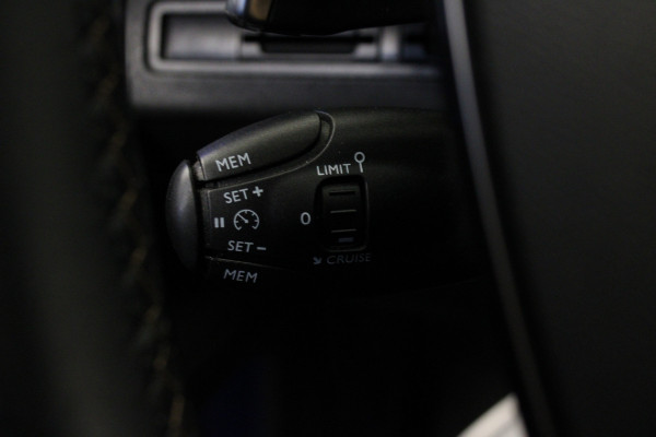 Peugeot 3008 1.6 PureTech GT Line |Navi|Camera|