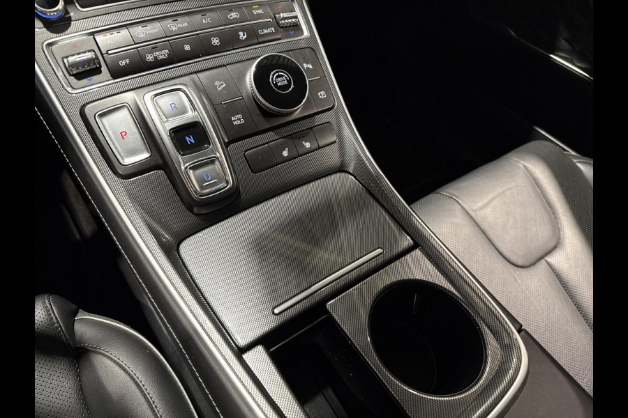 Hyundai Santa Fe 1.6 T-GDI HEV Comfort Smart | Leder | Trekhaak |