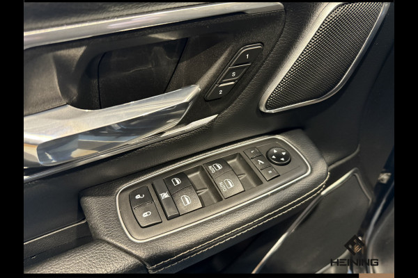 Dodge Ram 1500 5.7 V8 4x4 Crew Cab Laramie Sport. Black Edition. Apple-carplay. Navi. Pano. Train Horn. NAP