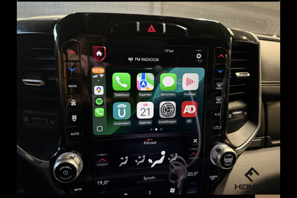 Dodge Ram 1500 5.7 V8 4x4 Crew Cab Laramie Sport. Black Edition. Apple-carplay. Navi. Pano. Train Horn. NAP