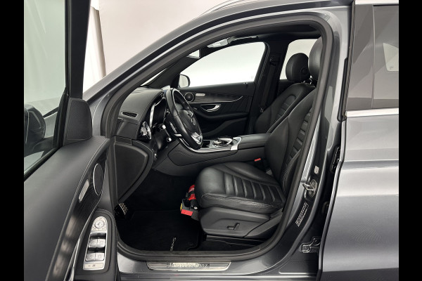 Mercedes-Benz GLC 350e 4MATIC AMG Aut. *PANO | FULL-LEATHER | FULL-LED | HEATED-SPORTSEATS | CAMERA | NAVI-FULLMAP | PRIVACY-GLASS | SHIFT-PADDLES | ECC | PDC | CRUISE | 19''ALU*