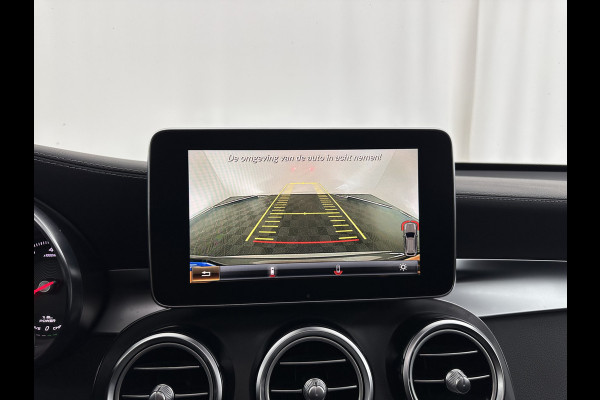 Mercedes-Benz GLC 350e 4MATIC AMG Aut. *PANO | FULL-LEATHER | FULL-LED | HEATED-SPORTSEATS | CAMERA | NAVI-FULLMAP | PRIVACY-GLASS | SHIFT-PADDLES | ECC | PDC | CRUISE | 19''ALU*