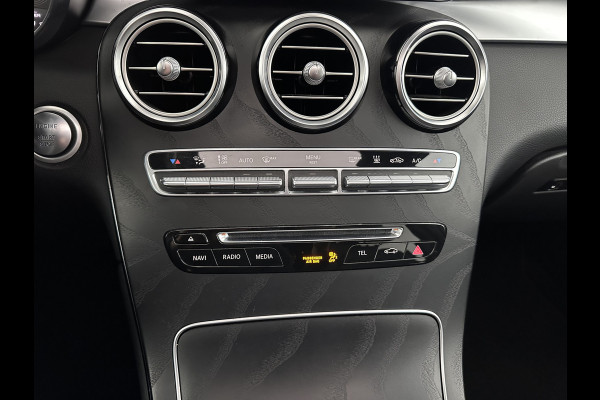Mercedes-Benz GLC 350e 4MATIC AMG Aut. *PANO | FULL-LEATHER | FULL-LED | HEATED-SPORTSEATS | CAMERA | NAVI-FULLMAP | PRIVACY-GLASS | SHIFT-PADDLES | ECC | PDC | CRUISE | 19''ALU*