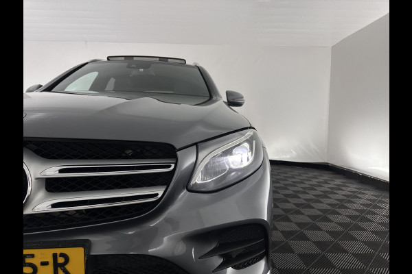 Mercedes-Benz GLC 350e 4MATIC AMG Aut. *PANO | FULL-LEATHER | FULL-LED | HEATED-SPORTSEATS | CAMERA | NAVI-FULLMAP | PRIVACY-GLASS | SHIFT-PADDLES | ECC | PDC | CRUISE | 19''ALU*