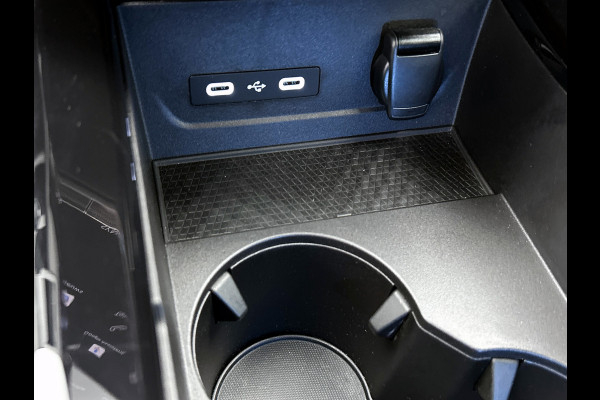 Renault Austral 1.2 E-Tech full hybrid 200 techno(NL-auto, Navi, Camera, Lane Assist, Parkeersensoren, Carplay, Cruise Con, Etc)