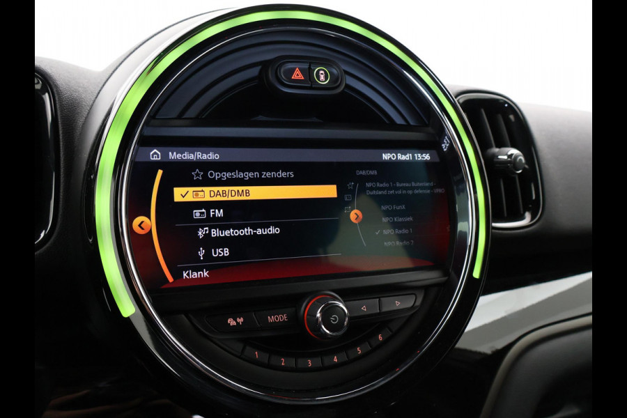 MINI Countryman 1.5 COOPER AUT. ORIG. NL CHILI + LEDER | CAMERA | HEAD-UP | LED | HARMAN/KARDON