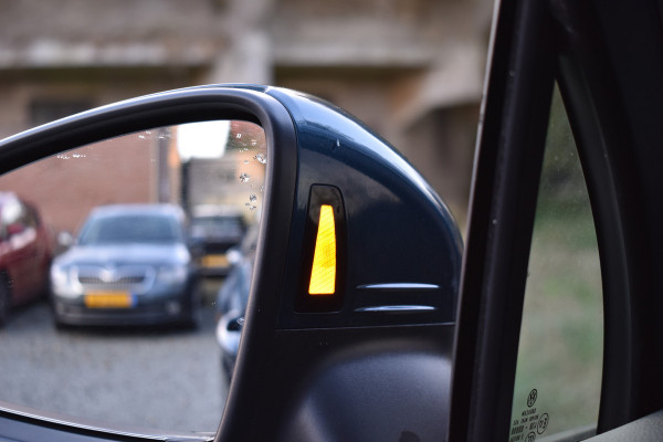 Volkswagen Tiguan E-HYBRID 245PK DSG LIFE VIRTUAL/NAVI/360°CAMERA