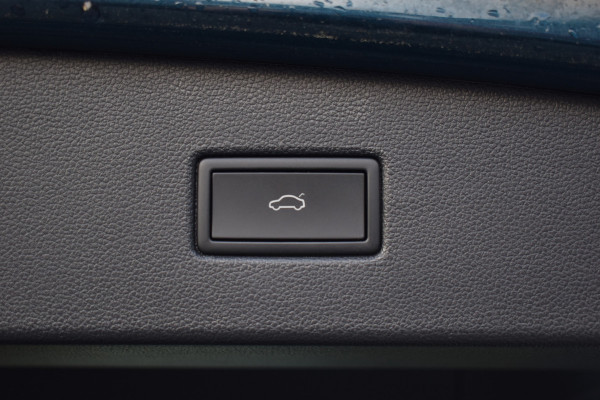 Volkswagen Tiguan E-HYBRID 245PK DSG LIFE VIRTUAL/NAVI/360°CAMERA