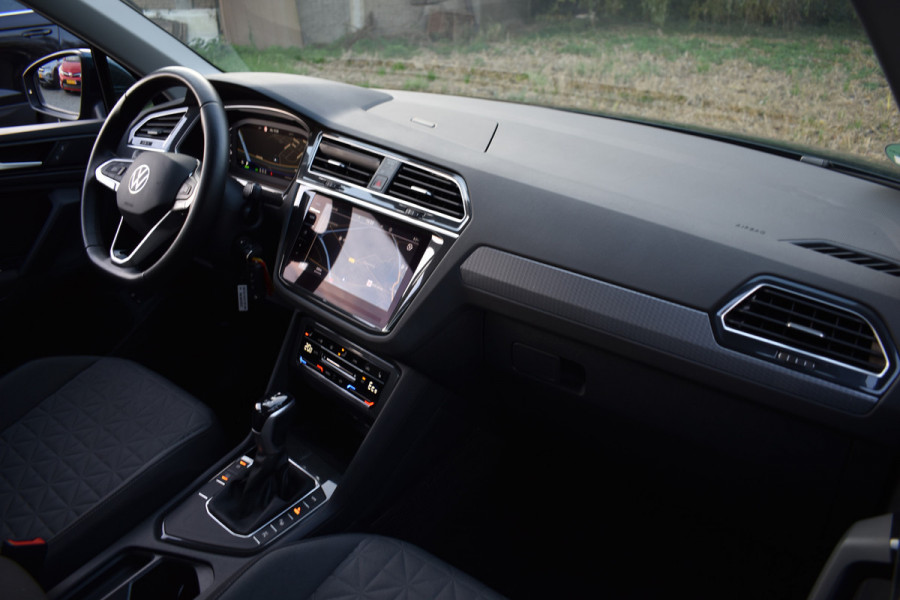 Volkswagen Tiguan E-HYBRID 245PK DSG LIFE VIRTUAL/NAVI/360°CAMERA