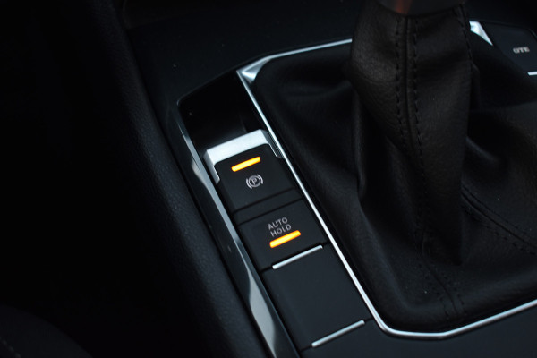 Volkswagen Tiguan E-HYBRID 245PK DSG LIFE VIRTUAL/NAVI/360°CAMERA