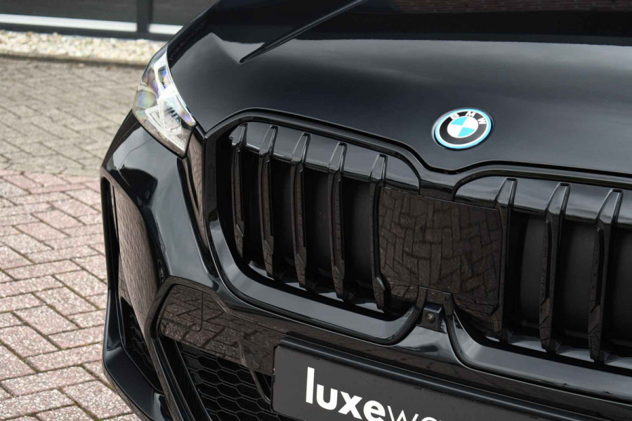 BMW X1 sDrive18i M-Sport Camera ACC-voorber Shadowline Adp-onderstel