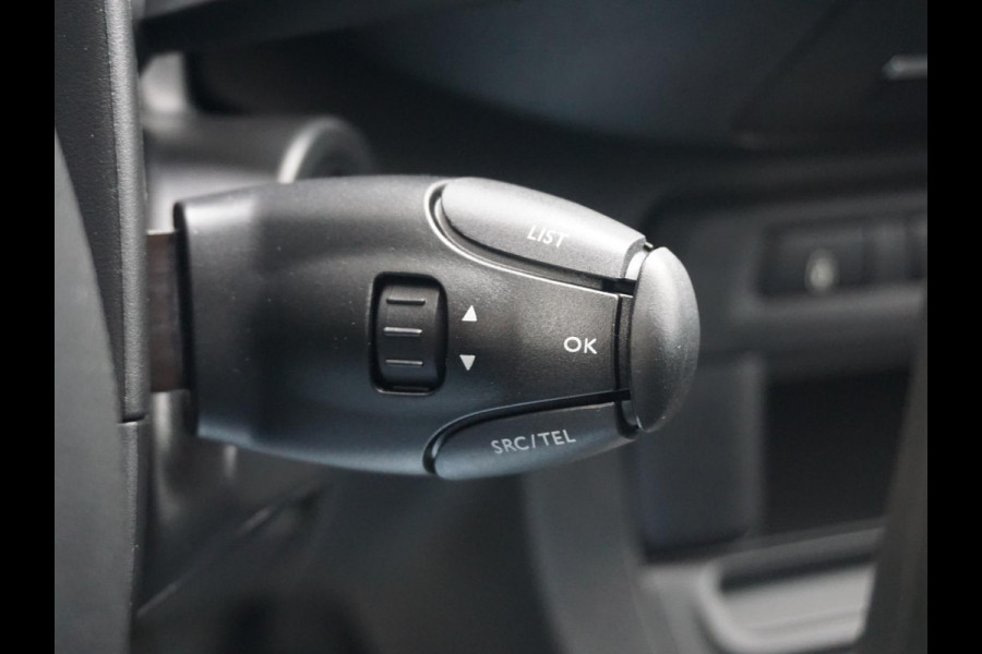 Opel Vivaro Electric L3 75 kWh | tot 8 jaar garantie | navigatie incl. Apple Carplay | airco | parkeersensoren | e-Call pakket | Comfort stoelen | rijklaarprijs