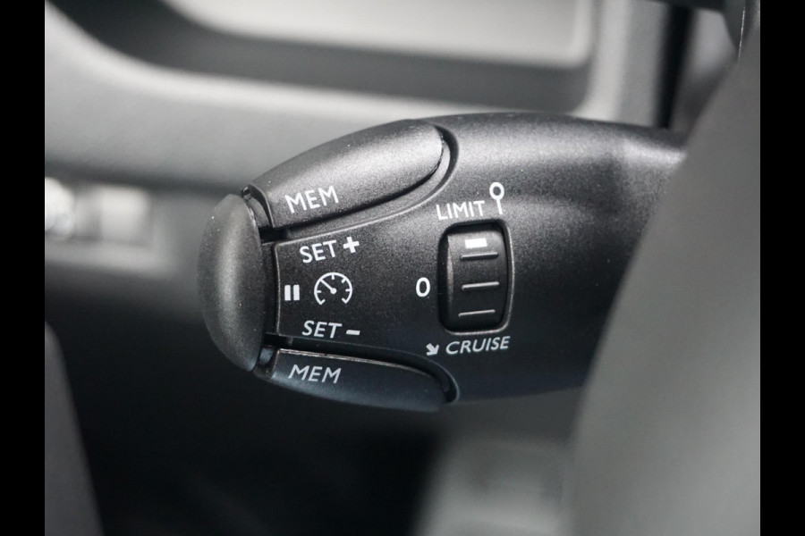 Opel Vivaro Electric L3 75 kWh | tot 8 jaar garantie | navigatie incl. Apple Carplay | airco | parkeersensoren | e-Call pakket | Comfort stoelen | rijklaarprijs