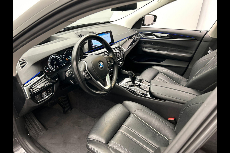 BMW 6 Serie Gran Turismo 630i High Executive * Origineel NL * Head up Panoramadak Memorie Harman / Kardon Trekhaak Camera Leder