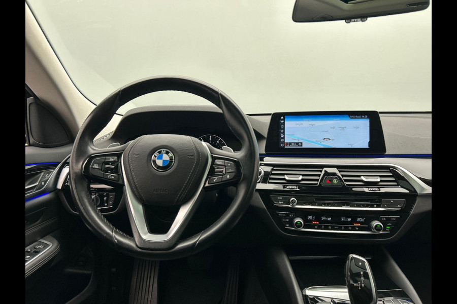 BMW 6 Serie Gran Turismo 630i High Executive * Origineel NL * Head up Panoramadak Memorie Harman / Kardon Trekhaak Camera Leder