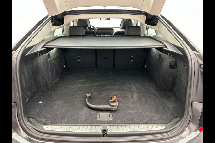 BMW 6 Serie Gran Turismo 630i High Executive * Origineel NL * Head up Panoramadak Memorie Harman / Kardon Trekhaak Camera Leder