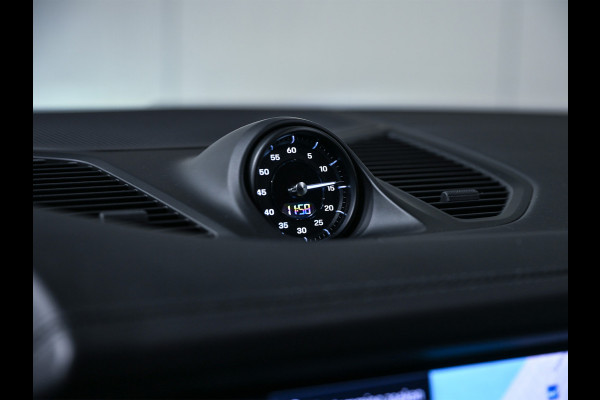 Porsche Cayenne 3.0 E-Hybrid · Sport chrono · Panorama dak · Adaptive cruise · 360 Camera · Keyless · Luchtvering · Bose sound · Memory seats ·