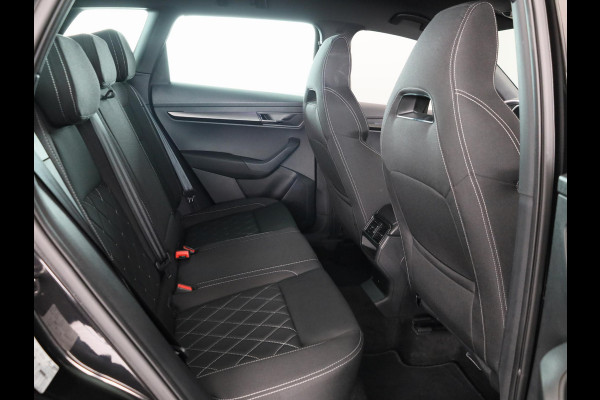 Škoda Karoq 1.5 TSI ACT Sportline Business 150 pk Automaat (DSG) | Verlengde garantie | Navigatie via App | Parkeersensoren | Achteruitrijcamera | Adaptieve cruise control | Stoelverwarming |