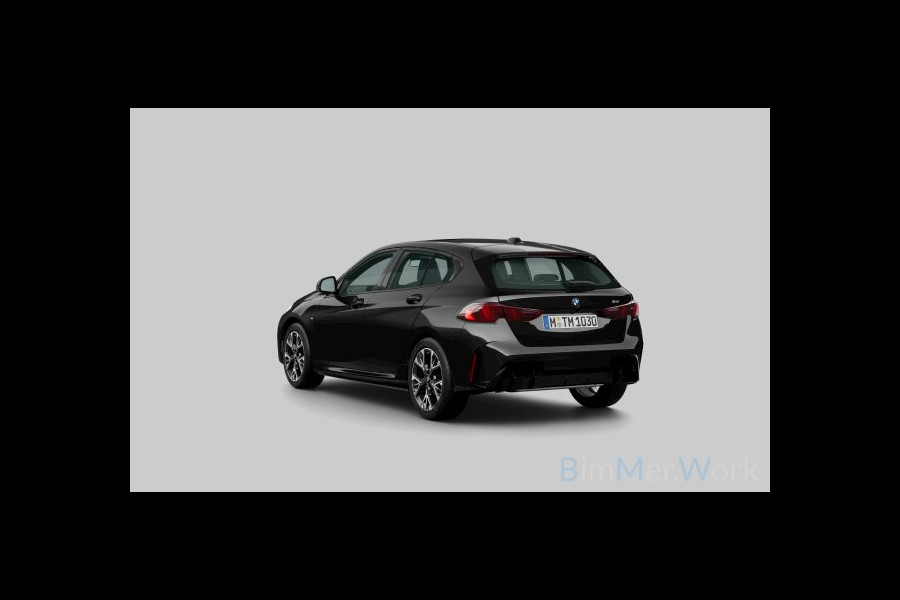 BMW 1-serie 120 M-Sport int+ext ACC DA-Plus Camera Shadowline 18inch