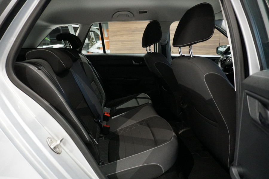 Škoda Fabia Combi 1.0 TSI Ambition + CARPLAY / NAVIGATIE / PDC