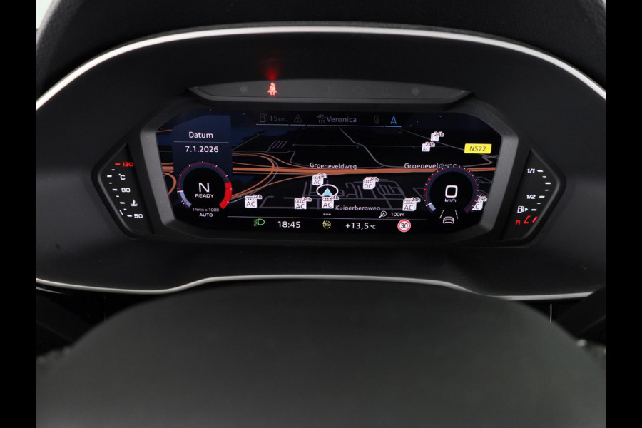 Audi Q3 35 TFSI S edition 150pk | Navigatie | Adaptieve cruise controle | Verwarmbare voorstoelen