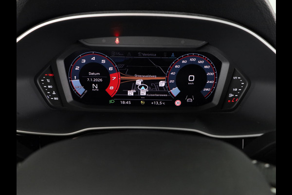 Audi Q3 35 TFSI S edition 150pk | Navigatie | Adaptieve cruise controle | Verwarmbare voorstoelen
