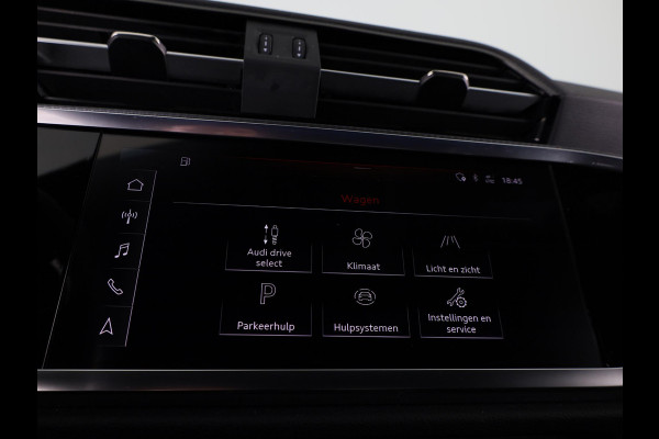 Audi Q3 35 TFSI S edition 150pk | Navigatie | Adaptieve cruise controle | Verwarmbare voorstoelen