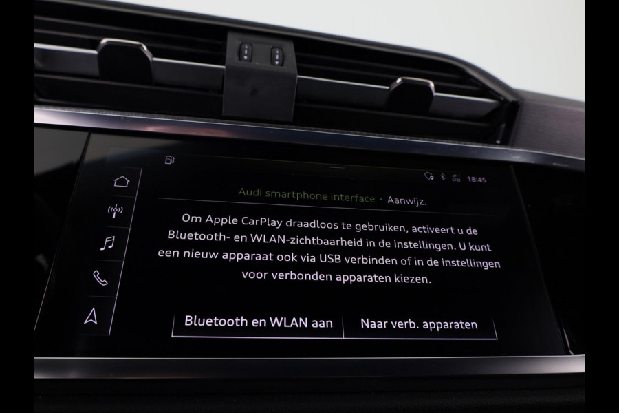 Audi Q3 35 TFSI S edition 150pk | Navigatie | Adaptieve cruise controle | Verwarmbare voorstoelen