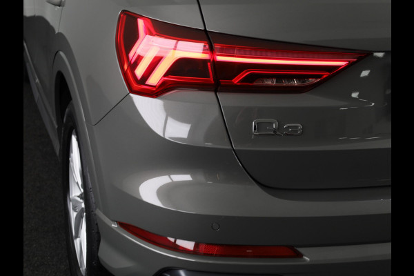 Audi Q3 35 TFSI S edition 150pk | Navigatie | Adaptieve cruise controle | Verwarmbare voorstoelen