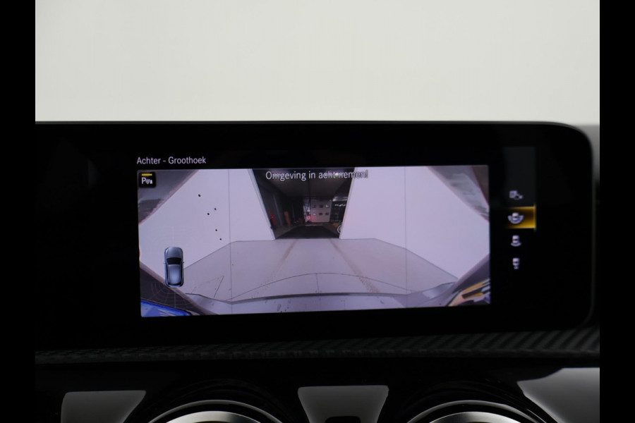 Mercedes-Benz A-Klasse 180D AUT. NIEUW MODEL + WIDESCREEN MBUX | CAMERA | 18" AMG | STOELVERW. | LED | DAB