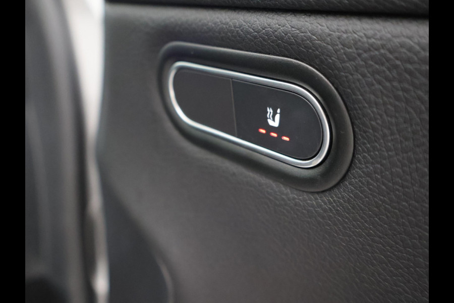 Mercedes-Benz A-Klasse 180D AUT. NIEUW MODEL + WIDESCREEN MBUX | CAMERA | 18" AMG | STOELVERW. | LED | DAB