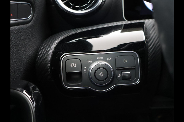 Mercedes-Benz A-Klasse 180D AUT. NIEUW MODEL + WIDESCREEN MBUX | CAMERA | 18" AMG | STOELVERW. | LED | DAB