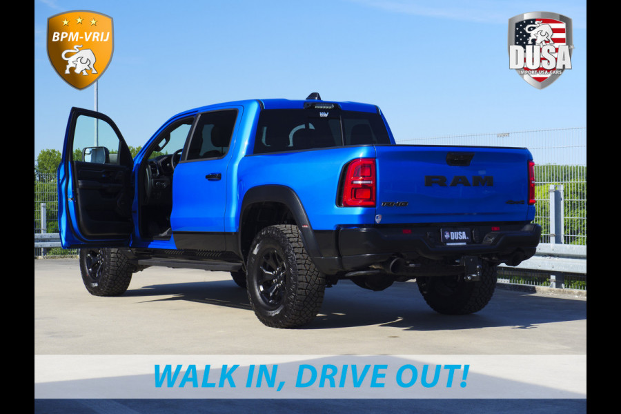 Dodge Ram | RHO | 3.0L Twin-Turbo I6 | 4x4 | Crew Cab Night Edtion | Panoramadak | 14,4-inch Touchscreen | Passenger Display | Getoonde accessoires zijn verkrijgbaar tegen meerprijs