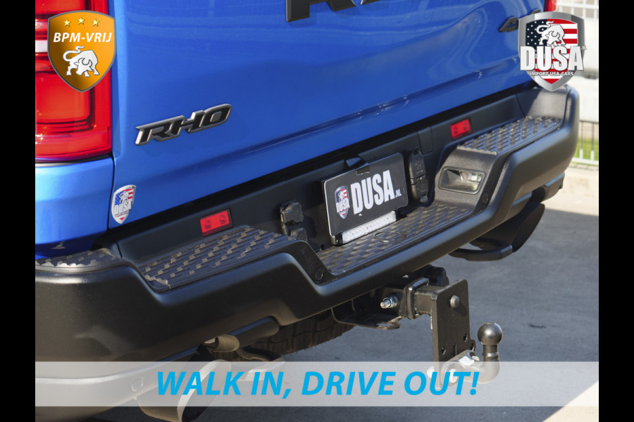 Dodge Ram | RHO | 3.0L Twin-Turbo I6 | 4x4 | Crew Cab Night Edtion | Panoramadak | 14,4-inch Touchscreen | Passenger Display | Getoonde accessoires zijn verkrijgbaar tegen meerprijs