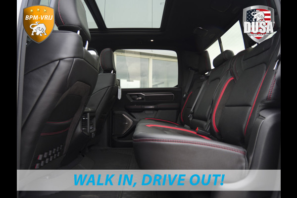 Dodge Ram | RHO | 3.0L Twin-Turbo I6 | 4x4 | Crew Cab TWIN-TURBO HIGH OUTPUT | Panoramadak | 14,4-inch Touchscreen | Passenger Display | Getoonde accessoires zijn verkrijgbaar tegen meerprijs