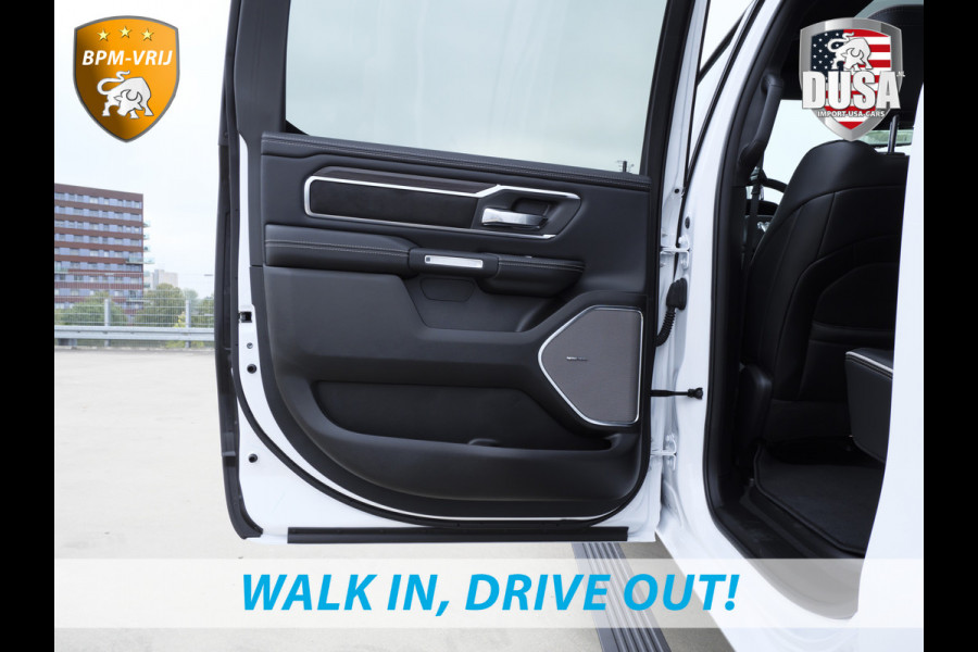 Dodge Ram 1500 | Laramie | Premium Night | 3.0L I6 Hurricane | Crew Cab | 4X4 | BPM VRIJ | Niveau regeling | Passenger Display | Getoonde accessoires zijn verkrijgbaar tegen meerprijs