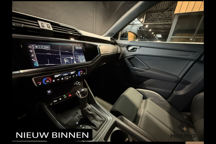 Audi Q3 45 TFSI e S edition Black edition. Trekhaak. Navi. 19 inch. Camera.