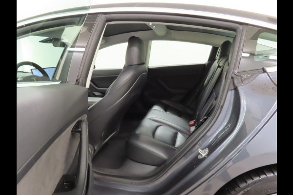 Tesla Model 3 Standard RWD Plus 60 kWh SOH 93% Airco ECC Navi PDC VA + Camera Adaptive Cruise Leder Panoramadak