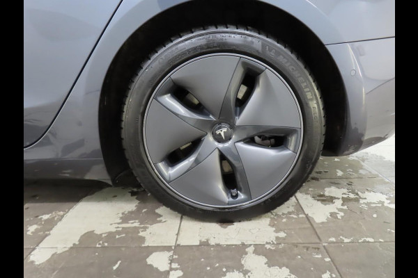 Tesla Model 3 Standard RWD Plus 60 kWh SOH 93% Airco ECC Navi PDC VA + Camera Adaptive Cruise Leder Panoramadak