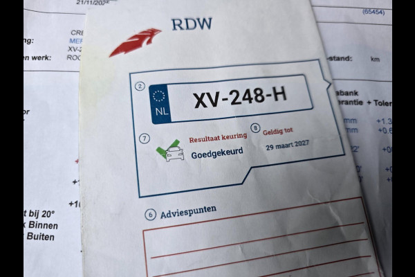 Mercedes-Benz A-Klasse 180 Business Solution AMG Night Upgrade / TECHNISCH HELEMAAL IN ORDE , OPTISCH MET ENKELE GEBRUIKERSSPOREN.