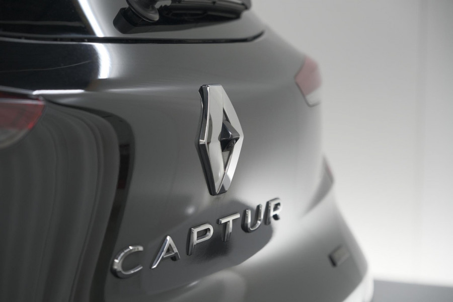 Renault Captur 1.6 E-Tech Hybrid 145 Techno | Pack Parking | Camera | Navigatie | Apple CarPlay