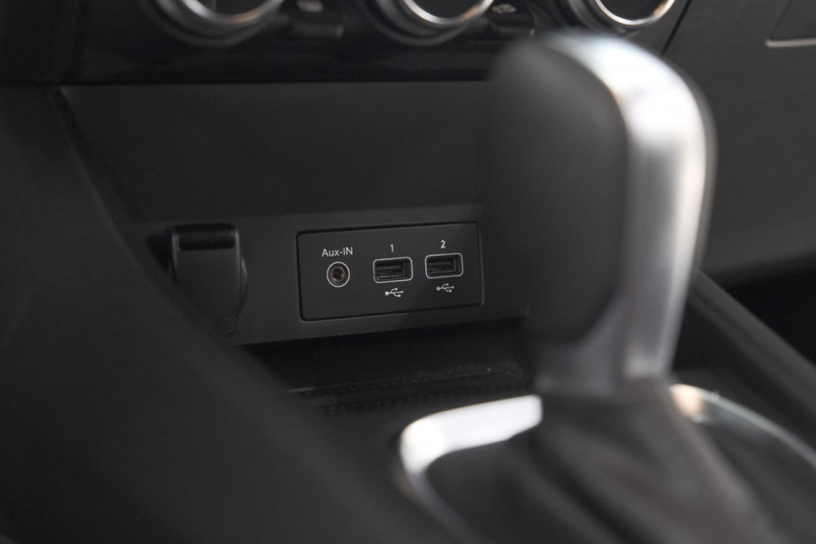 Renault Captur 1.6 E-Tech Hybrid 145 Techno | Pack Parking | Camera | Navigatie | Apple CarPlay