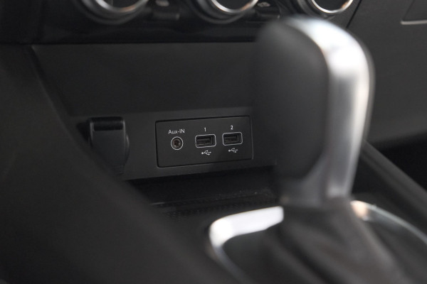 Renault Captur 1.6 E-Tech Hybrid 145 Techno | Pack Parking | Camera | Navigatie | Apple CarPlay