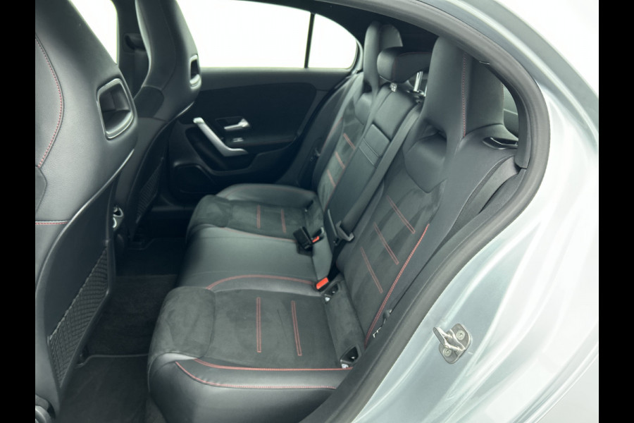 Mercedes-Benz A-Klasse 180 AMG Star Edition AMG Line | Ledkoplampen | Apple CarPlay | Licht- en zicht pakket | Keyless-Go | Spiegel Pakket | Stoelverwarming. Inclusief 24 maanden MB Certified garantie voor Europa.