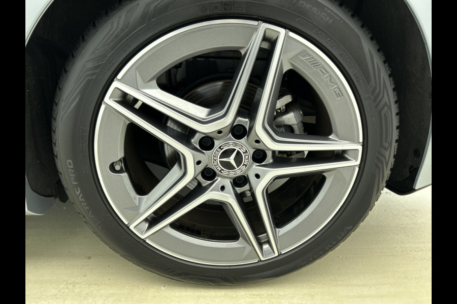 Mercedes-Benz A-Klasse 180 AMG Star Edition AMG Line | Ledkoplampen | Apple CarPlay | Licht- en zicht pakket | Keyless-Go | Spiegel Pakket | Stoelverwarming. Inclusief 24 maanden MB Certified garantie voor Europa.
