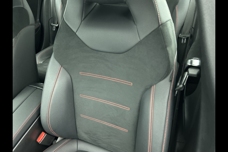 Mercedes-Benz A-Klasse 180 AMG Star Edition AMG Line | Ledkoplampen | Apple CarPlay | Licht- en zicht pakket | Keyless-Go | Spiegel Pakket | Stoelverwarming. Inclusief 24 maanden MB Certified garantie voor Europa.