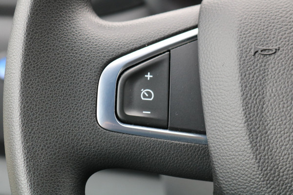 Renault Master 2.3 dCi 165pk Bakwagen met Laadklep