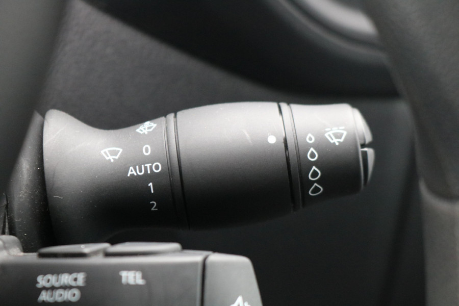 Renault Master 2.3 dCi 165pk Bakwagen met Laadklep